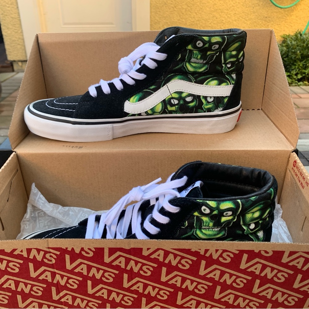 Supreme Skull Vans